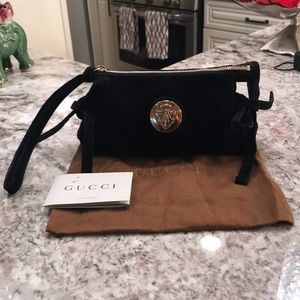 😍 Authentic GUCCI Black Suede Clutch/Wristlet